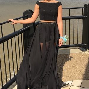 Size 2 Sherri Hill 2-Piece Prom Dress